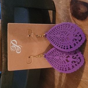 Plunder Purple Earrings